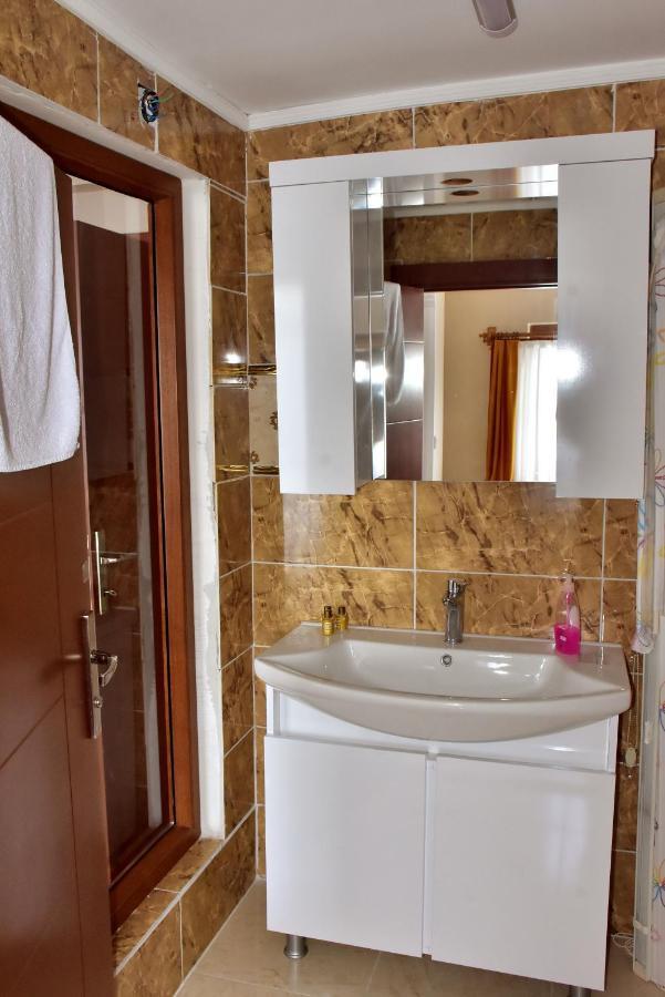 Melles Otel & Apart Antalya Exterior photo